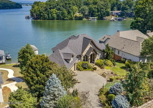 3rd image of 313 Kiyuga Wy, Loudon, TN 37774 | MLS# 1351133