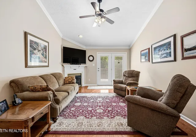 Photo 2 of Sale Pending at 7304 Brk Run Way, Knoxville, TN 37920 | MLS# 1351016 | Listing updated on 2026-09-16