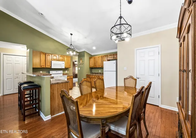 Listing Photo 5 - Condo for sale in building located at 7304 Brk Run Wy, Knoxville, TN 37920