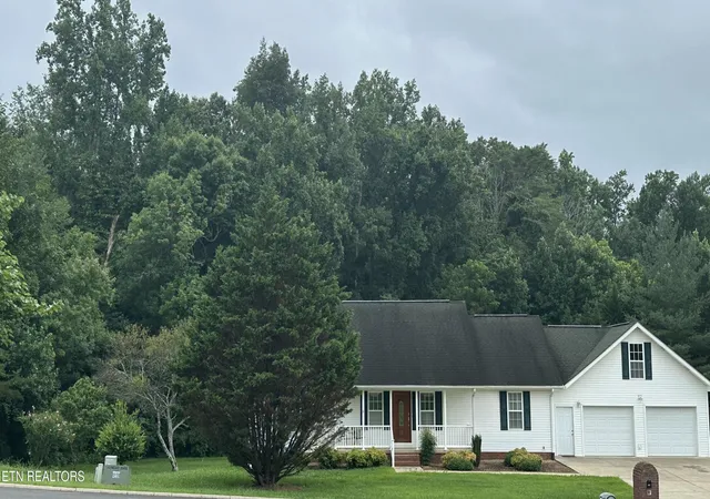 Photo 2 of Sale Pending at 190 Walnut Grv Rd, Greeneville, TN 37743 | MLS# 1351140 | Listing updated on 2026-09-08