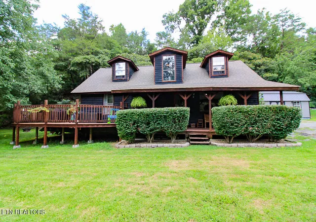 Photo 2 of Single family home for sale at 3229 Lost Branch Rd, Sevierville, TN 37862 | MLS# 1350982 | Listing updated on 2026-08-18