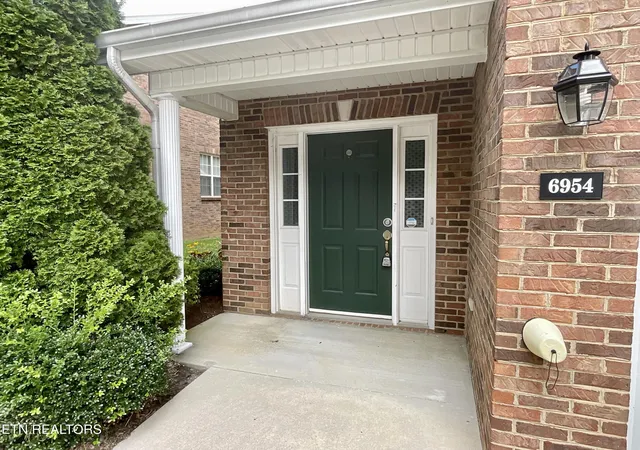 Photo 3 of Condo for sale at 6954 La Christa Way, Knoxville, TN 37921 | MLS# 1351012 | Listing updated on 2026-08-11