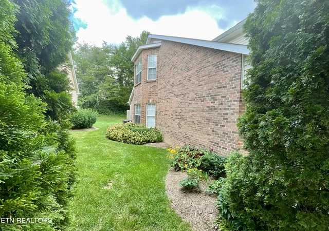 Photo 3 of Condo for sale at 6954 La Christa Way, Knoxville, TN 37921 | MLS# 1351012 | Listing updated on 2026-08-11