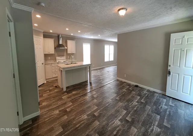 Photo 3 of Single family home for sale at 776 Earl's Loop Rd, Spencer, TN 38585 | MLS# 1351474 | Listing updated on 2026-09-09