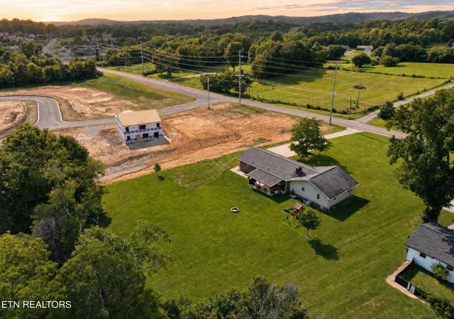 Photo 3 of Sale Pending at 7600 E Emory Rd, Corryton, TN 37721 | MLS# 1350949 | Listing updated on 2026-08-18