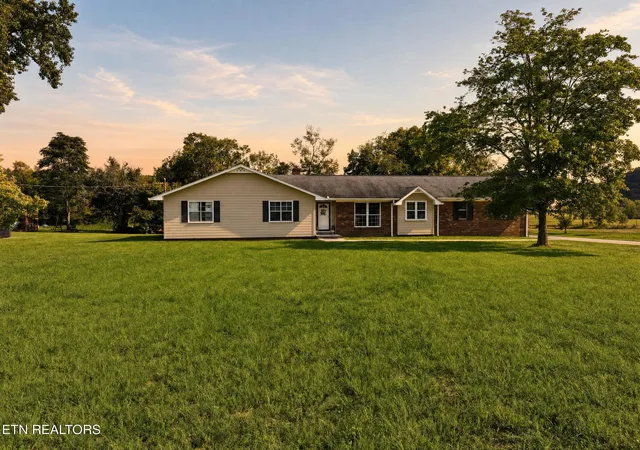 Photo 4 of Sale Pending at 7600 E Emory Rd, Corryton, TN 37721 | MLS# 1350949 | Listing updated on 2026-08-18