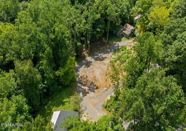4th image of 2413 Tooles Bend Rd, Knoxville, TN 37922 | MLS# 1350940