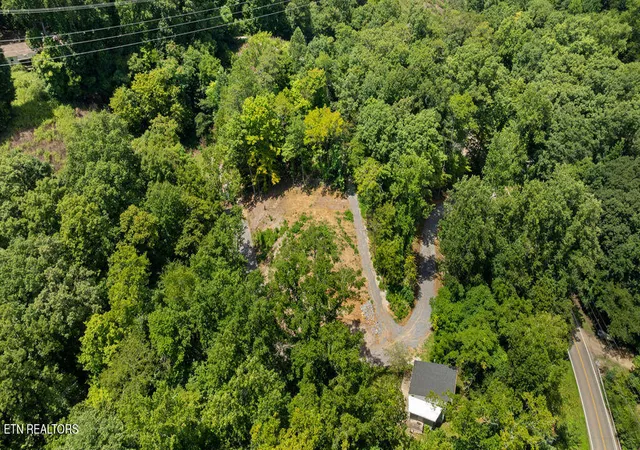5th image of 2413 Tooles Bend Rd, Knoxville, TN 37922 | MLS# 1350940