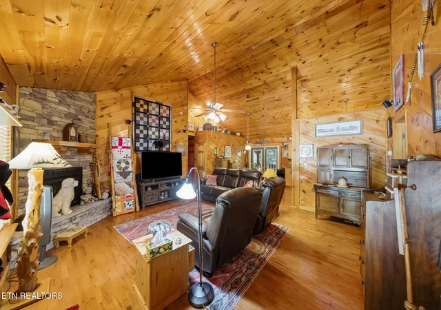image of 170 Badger Rd, Madisonville, TN 37354 | MLS# 1351675