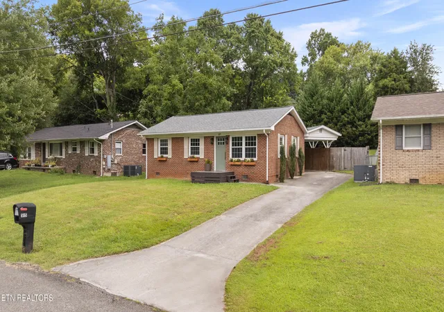 2nd image of 515 Goldfinch Ave, Knoxville, TN 37920 | MLS# 1350969