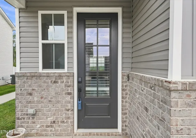 3rd image of 355 Harper Village Wy, Lenoir City, TN 37771 | MLS# 1352366