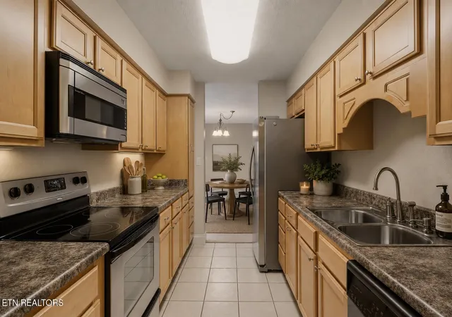 Photo 3 of Condo for sale at 8504 Madrid Ct #87, Knoxville, TN 37923 | MLS# 1351197 | Listing updated on 2026-08-09