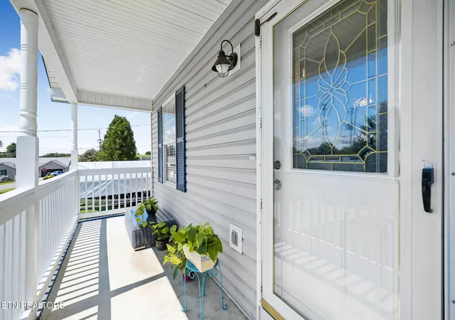 2nd image of 109 Pecan Cir, Corryton, TN 37721 | MLS# 1351077