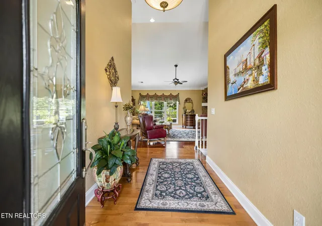 Photo 4 of Single family home for sale at 102 Tahlequah Ln, Loudon, TN 37774 | MLS# 1351074 | Listing updated on 2026-09-28