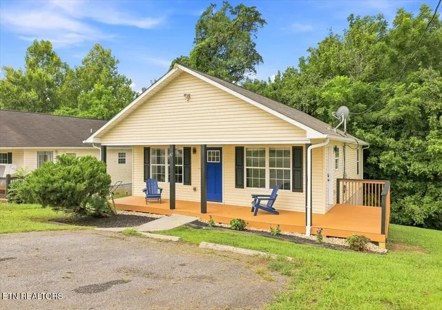 Photo 2 of Single family home for sale at 167 Red Bud Ln, Sevierville, TN 37876 | MLS# 1351174 | Listing updated on 2026-09-24