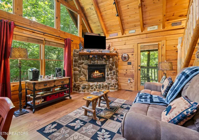 5th image of 2502 N School House Gap Rd, Sevierville, TN 37876 | MLS# 1350988