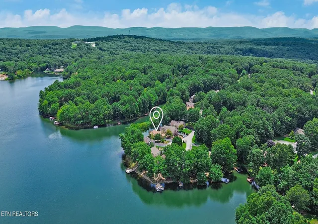 Photo 3 of Single family home for sale at 50 Hickory Cvs Ln, Crossville, TN 38558 | MLS# 1351008 | Listing updated on 2026-08-07