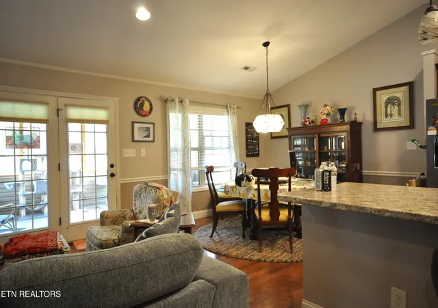Photo 3 of Sale Pending at 6880 Harvest Grv Ln, Knoxville, TN 37918 | MLS# 1351042 | Listing updated on 2026-08-30
