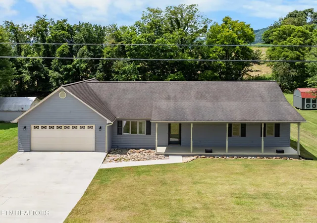 41st image of 303 Mountain Perkins Ln, Jacksboro, TN 37757 | MLS# 1351032