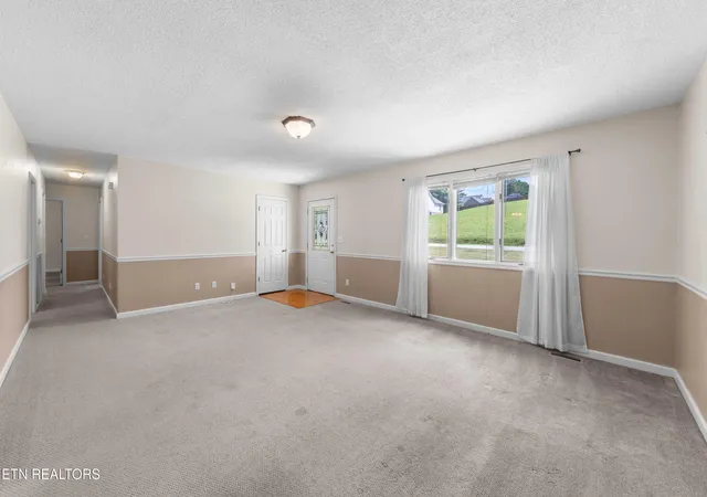 4th image of 303 Mountain Perkins Ln, Jacksboro, TN 37757 | MLS# 1351032