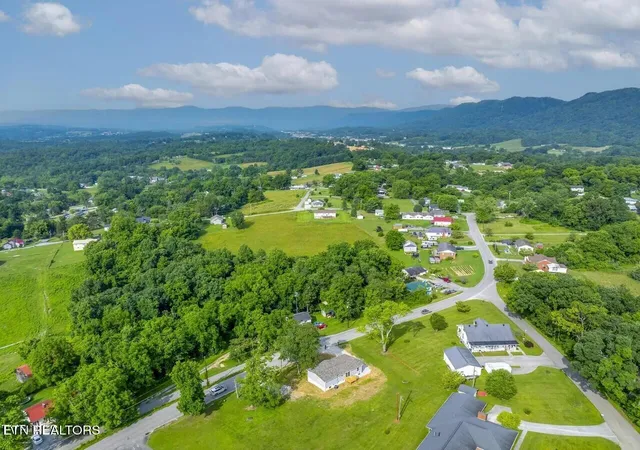 23rd image of 1826 Loop Rd, La Follette, TN 37766 | MLS# 1351177