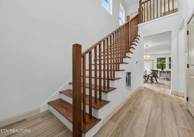 Photo 2 of Single family home for sale at 4913 Nw Tenwood Dr, Knoxville, TN 37921 | MLS# 1351087 | Listing updated on 2026-09-19