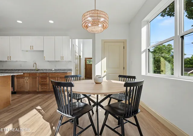 Photo 3 of Single family home for sale at 4913 NW Tenwood Dr, Knoxville, TN 37921 | MLS# 1351087 | Listing updated on 2026-09-19