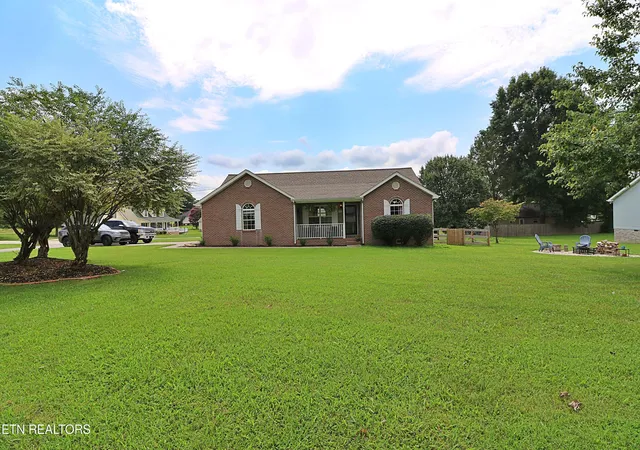 Photo 3 of Single family home for sale at 192 Pecan Cir, Corryton, TN 37721 | MLS# 1351723 | Listing updated on 2026-09-01