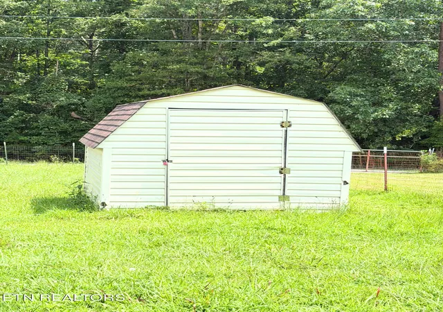 19th image of 1043 Sitting Bull Point Point, Crossville, TN 38572 | MLS# 1351096
