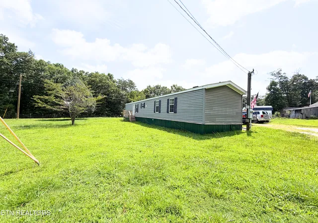 3rd image of 1043 Sitting Bull Point Point, Crossville, TN 38572 | MLS# 1351096