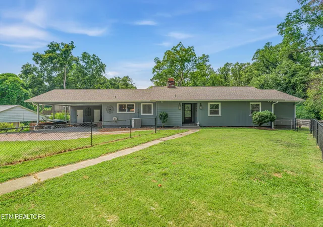 1st image of 106 Plymouth Cir, Oak Ridge, TN 37830 | MLS# 1351337