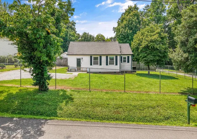Photo 2 of Single family home for sale at 6411 Bob Varner Rd, Knoxville, TN 37918 | MLS# 1351619 | Listing updated on 2026-09-06