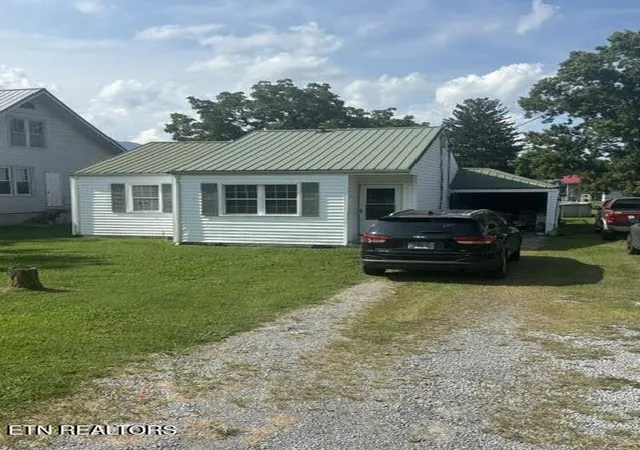 10th image of 1614 Exeter Ave, Middlesboro, KY 40965 | MLS# 1351094