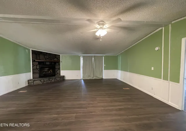 2nd image of 402 Long St, Englewood, TN 37329 | MLS# 1351260