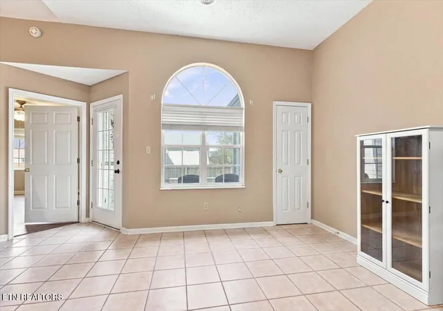 5th image of 6515 Hickory Valley Wy, Knoxville, TN 37918 | MLS# 1352051