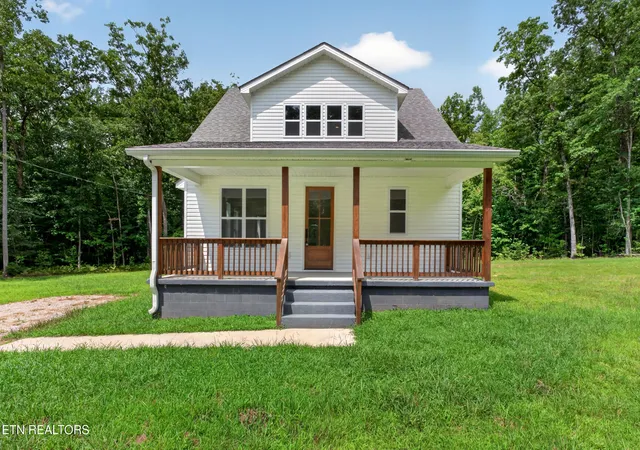 1st image of 1023 W Laurel Wy, Monterey, TN 38574 | MLS# 1351098