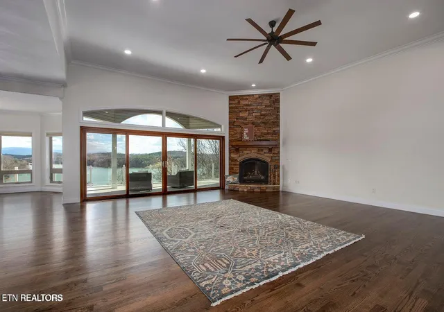 Photo 4 of Single family home for sale at 130 Lake Vista Dr, Greenback, TN 37742 | MLS# 1351115 | Listing updated on 2026-08-30