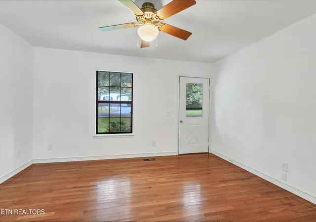 5th image of 115 Washington Ave, Etowah, TN 37331 | MLS# 1351171