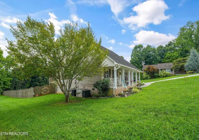 4th image of 225 Hillsborough Ln, Lenoir City, TN 37772 | MLS# 1351143