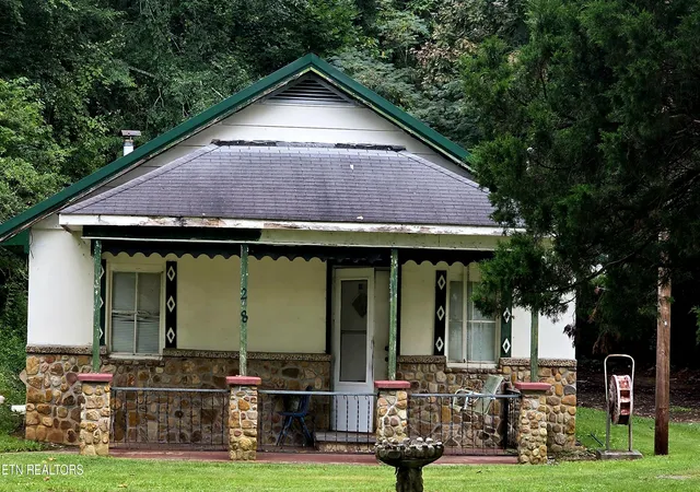 1st image of 248 Walnut Grove Rd, Kingston, TN 37763 | MLS# 1351145