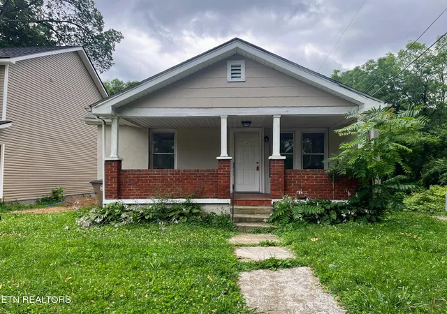 1st image of 2200 Cityview Ave, Knoxville, TN 37915 | MLS# 1351363