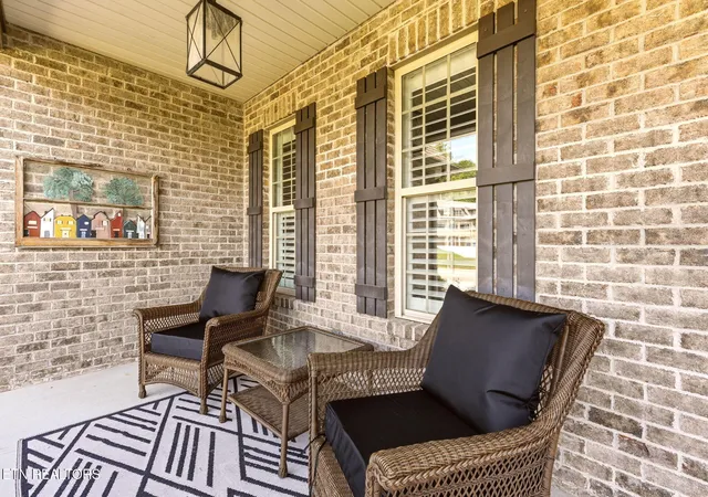 3rd image of 103 Crest Pointe Ln, Oak Ridge, TN 37830 | MLS# 1351839