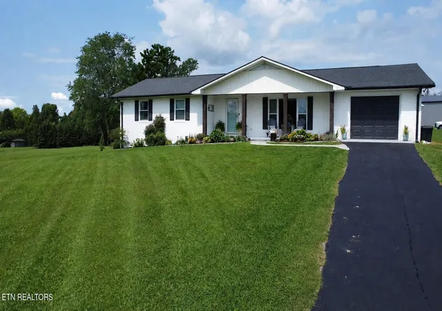 4th image of 1679 Brookview Dr, Dandridge, TN 37725 | MLS# 1351324