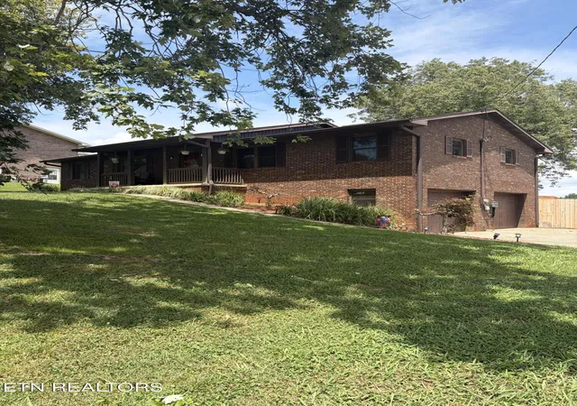 Photo 1 of Single family home for sale at 3635 Lakeside Dr, Louisville, TN 37777 | MLS# 1351247 | Listing updated on 2026-09-16