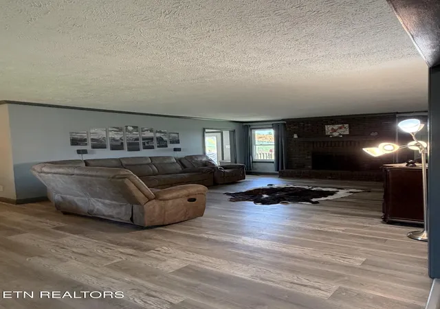 Photo 4 of Single family home for sale at 3635 Lakeside Dr, Louisville, TN 37777 | MLS# 1351247 | Listing updated on 2026-09-16