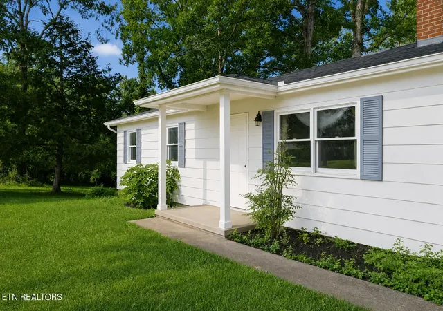 2nd image of 682 Dunbar Rd, Crossville, TN 38572 | MLS# 1351401