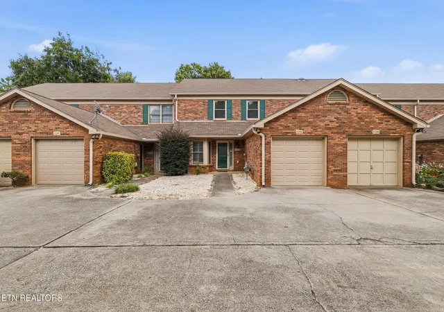 1st image of 125 Durwood Rd #Unit G, Knoxville, TN 37922 | MLS# 1351488