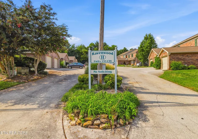3rd image of 125 Durwood Rd, Knoxville, TN 37922