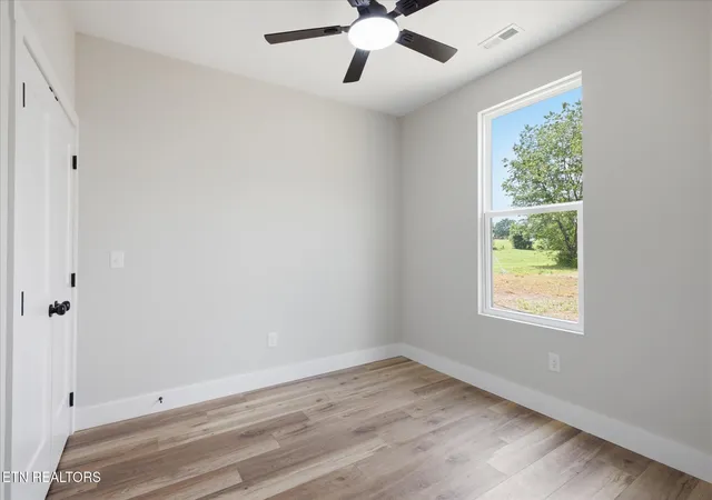 Photo 3 of Single family home for sale at 884 Old Hwy 68, Sweetwater, TN 37874 | MLS# 1351228 | Listing updated on 2026-09-30
