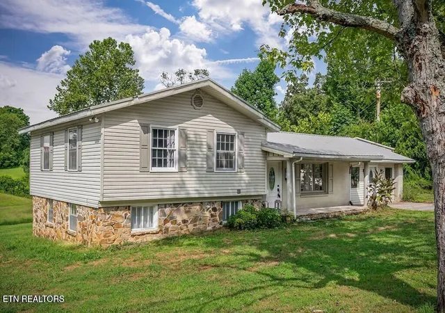 2nd image of 87 Camp Overton Rd, Rock Island, TN 38581 | MLS# 1351224
